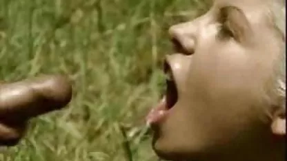 Pasangan hot bokep kontol gede super sex shop