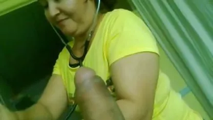Rambut merah, gadis dengan di entot kontol super gede toket besar dan sempurna