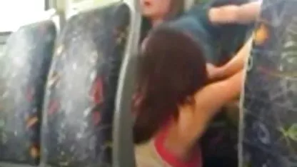 Rambut coklat, montok, sempit, orang Latin, video sex penis terbesar tersembunyi kecil