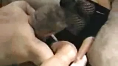 Eksotis gadis toket besar dengan menghapus video porn kontol besar ...