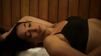 Hot video seks kontol besar MILF memainkan vaginanya pada webcam